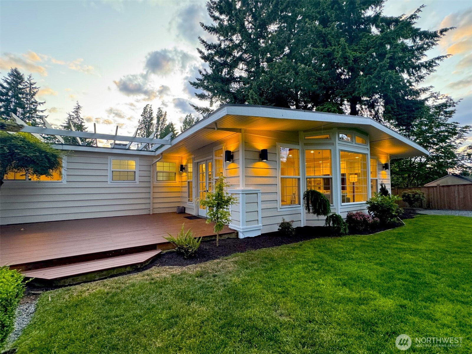 19807 80th Place West Edmonds, WA 98026 - Photo 36 of 40