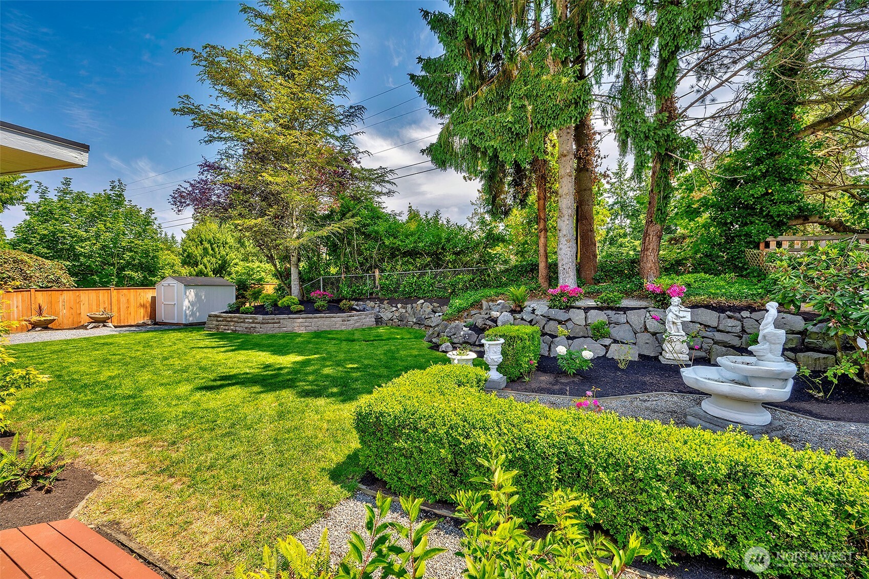 19807 80th Place West Edmonds, WA 98026 - Photo 4 of 40