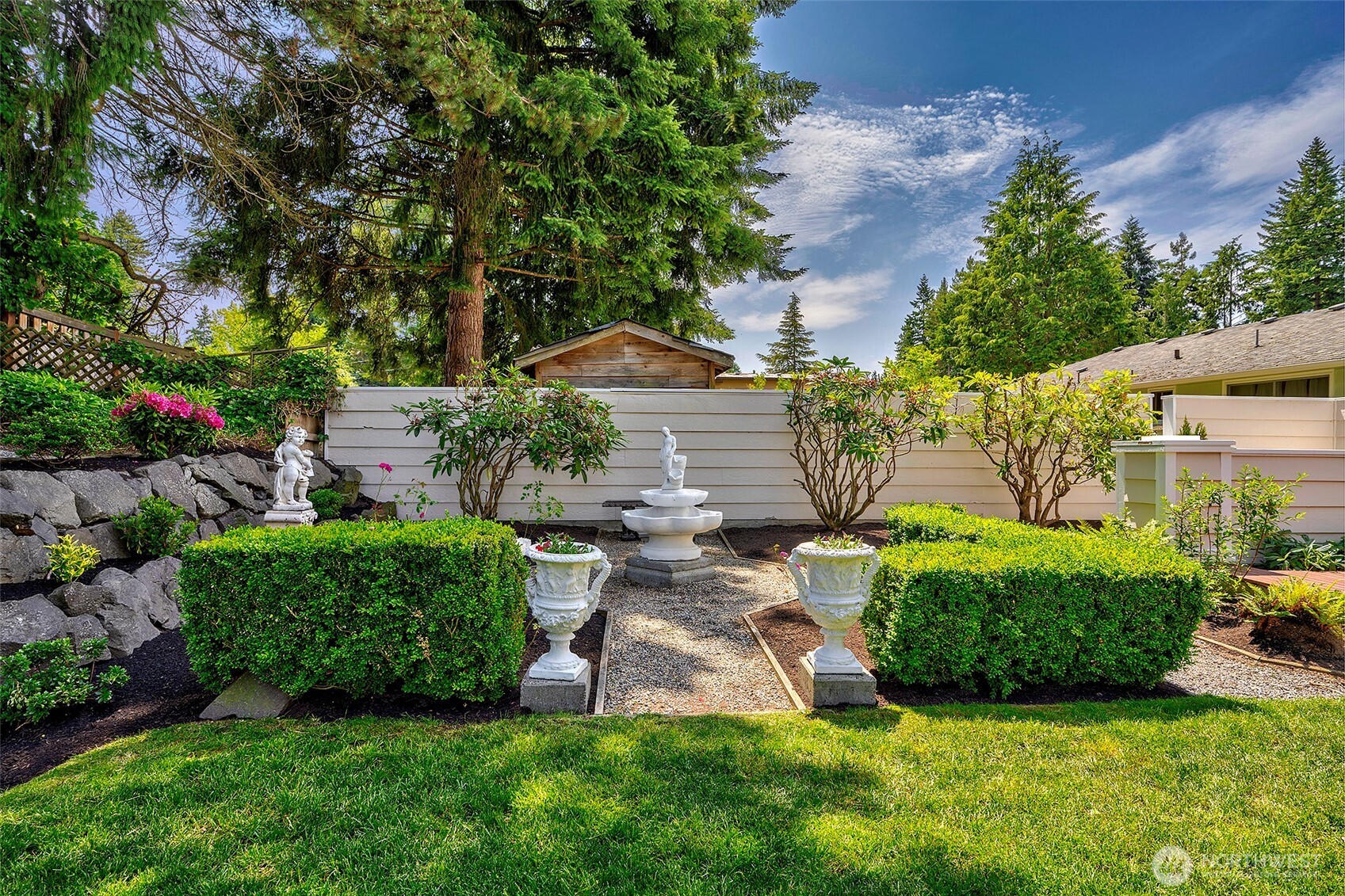 19807 80th Place West Edmonds, WA 98026 - Photo 6 of 40