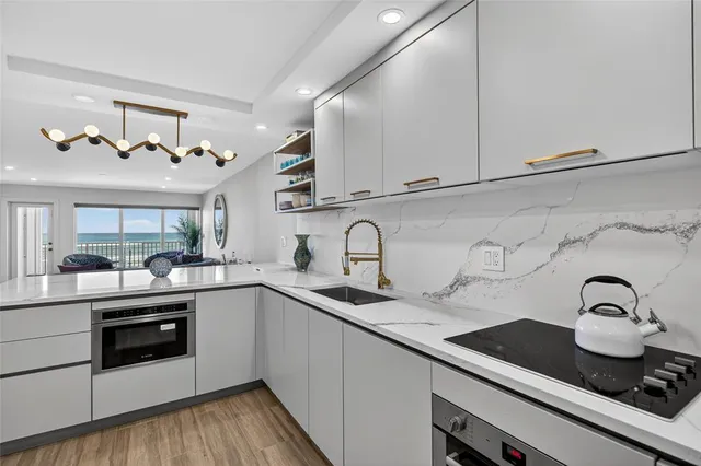 $685,000 | 750 North Ocean Boulevard, Unit 608, Pompano Beach, FL 33062