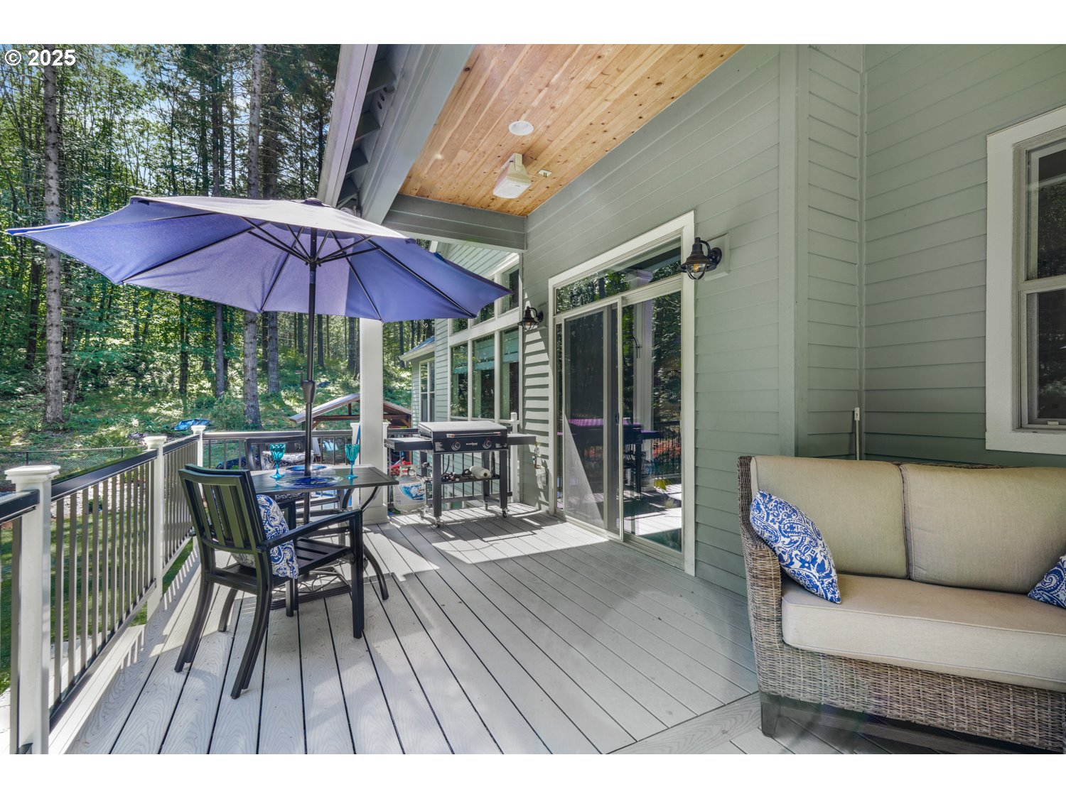 25600 Southwest Ridge View Drive Hillsboro, OR 97123 - Photo 28 of 47 Gallery Image 28