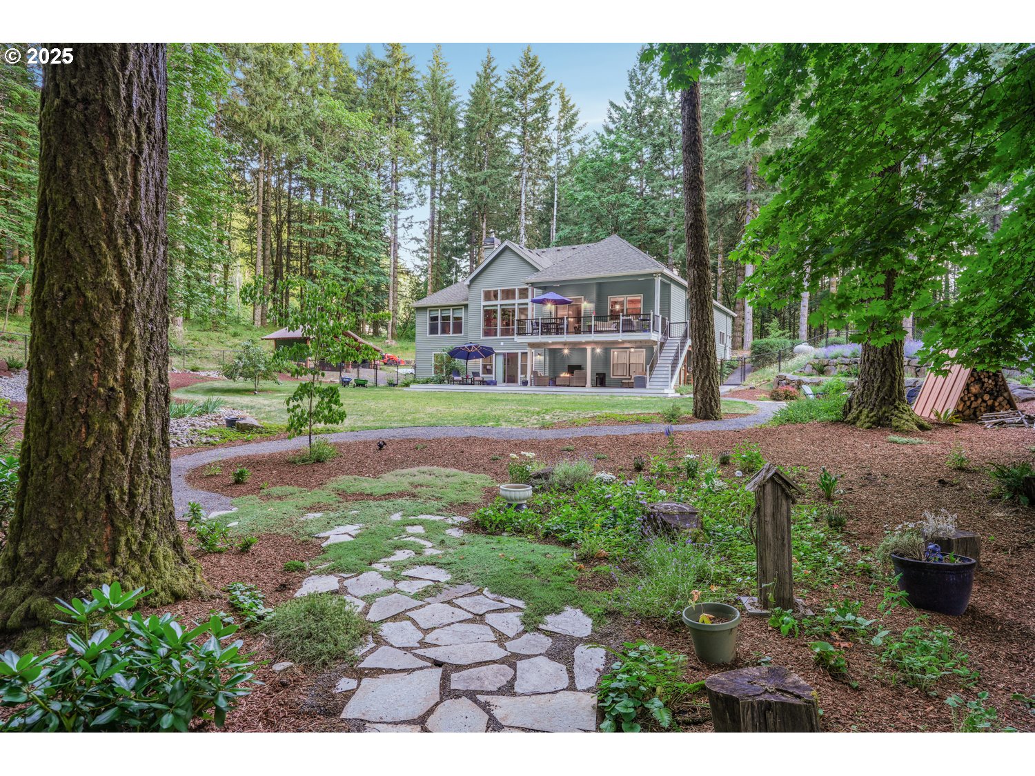 25600 Southwest Ridge View Drive Hillsboro, OR 97123 - Photo 45 of 47 Gallery Image 45