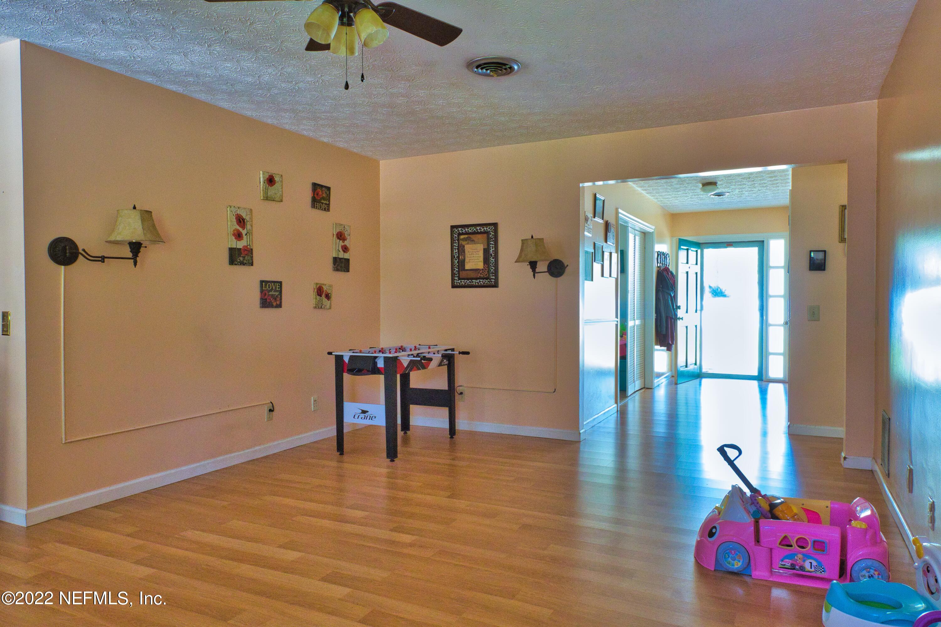 8966 Marlee Road Jacksonville, FL 32222 - Photo 6 of 29 Great Room