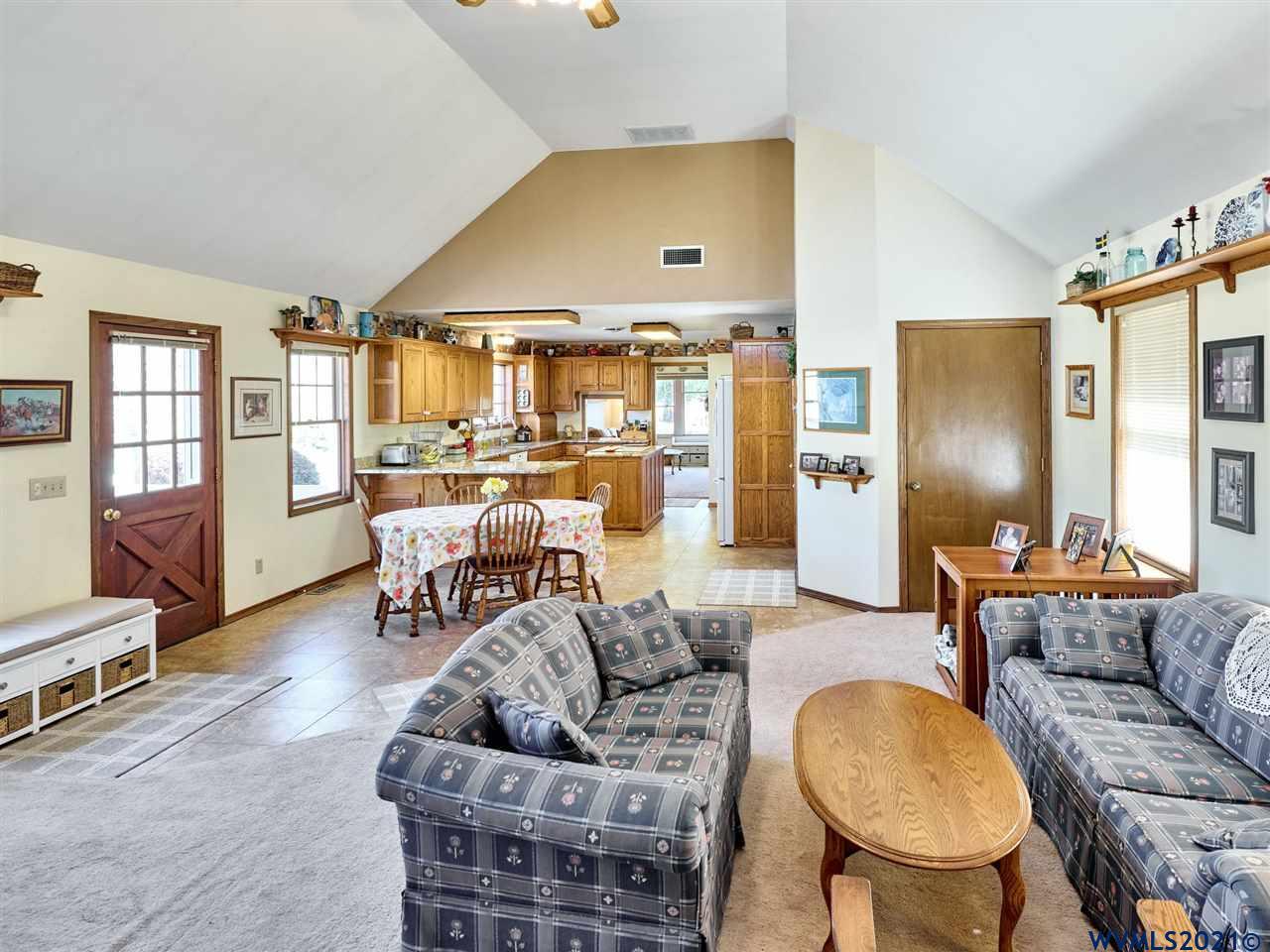 22350 Hopewell Road Northwest Salem, OR 97304 - Photo 7 of 42 Gallery Image 7