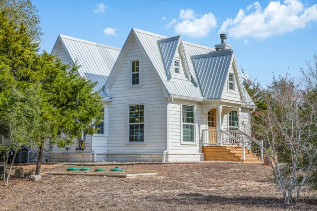 $1,395,000 | 375 Farm To Market Road 954, Round Top, TX 78954