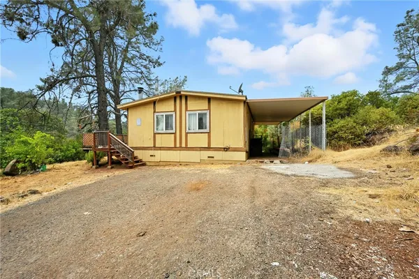 $425,000 | 20110 Jerusalem Grde, Lower Lake, CA 95457