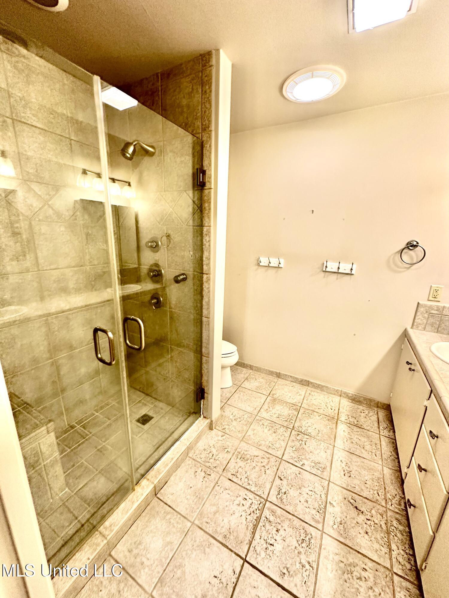 400 Charles Street Brookhaven, MS 39601 - Photo 18 of 49 Primary shower upstairs