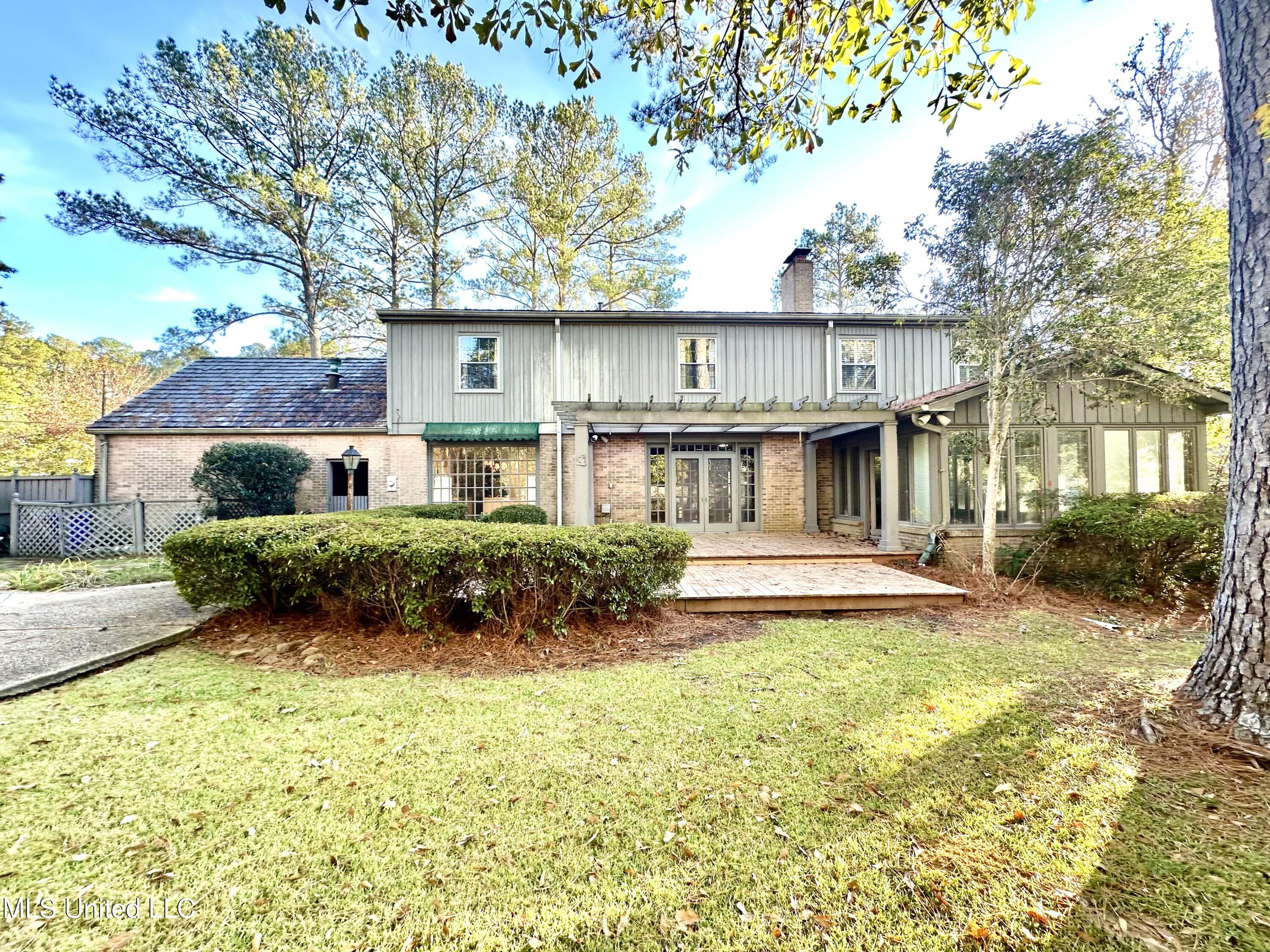 400 Charles Street Brookhaven, MS 39601 - Photo 2 of 49 Rear