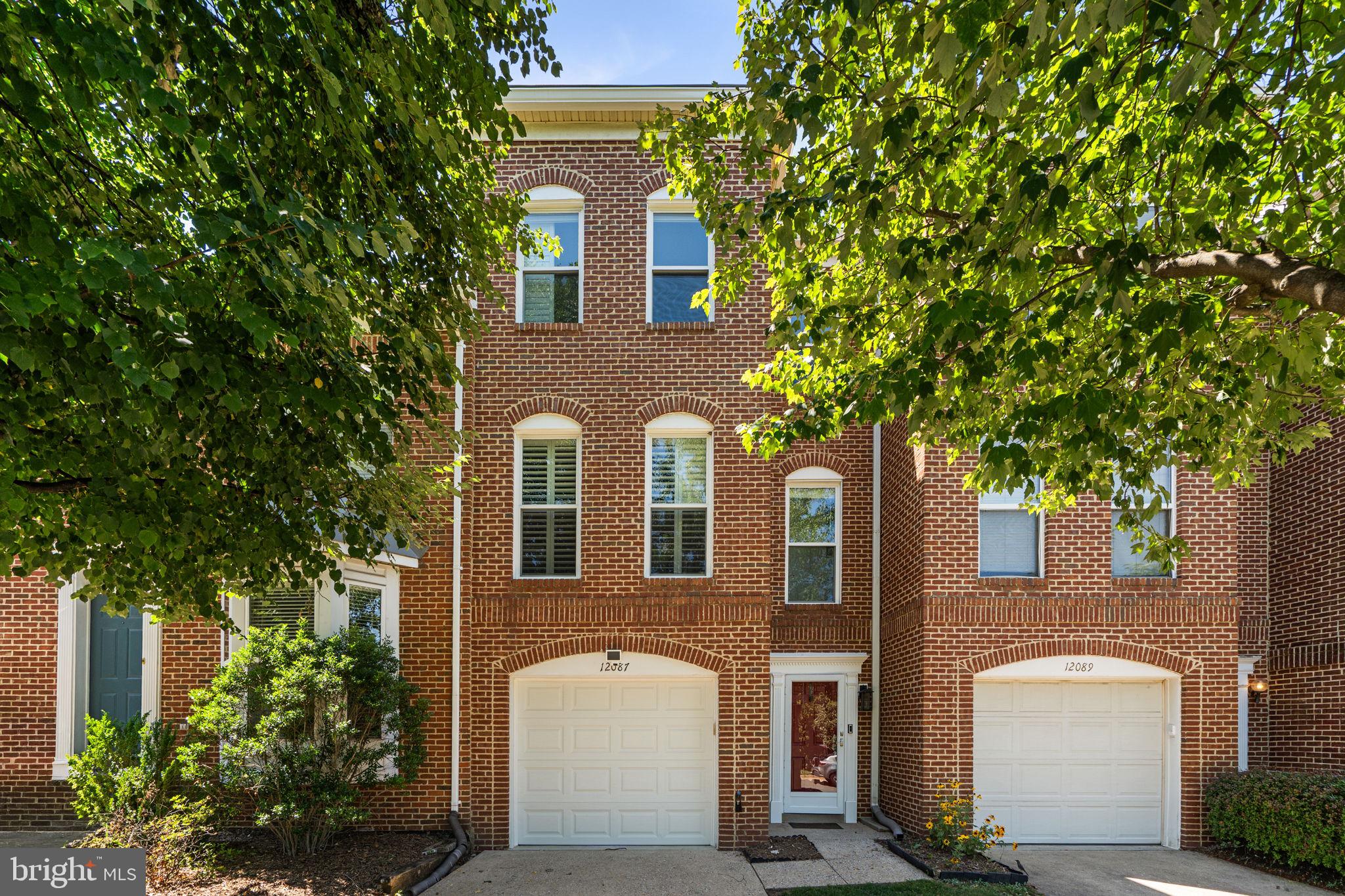 12087 Edgemere Circle Reston, VA 20190 - Photo 31 of 34