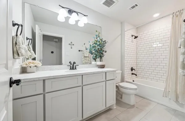 $699,900 | 2119 Parker Grove Drive, Manvel, TX 77578