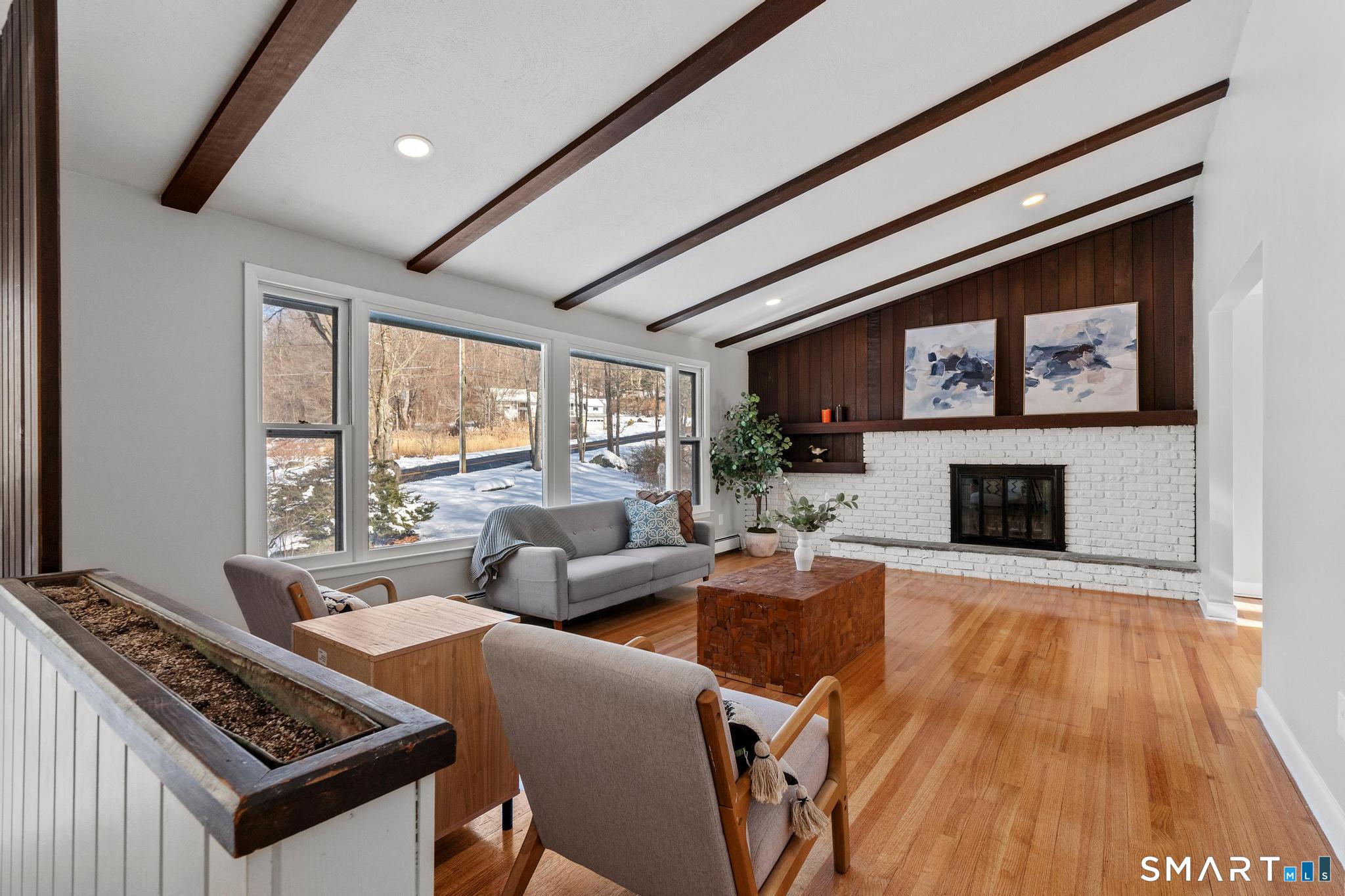 71 Blue Ridge Drive Manchester, CT 06040 - Photo 5 of 36