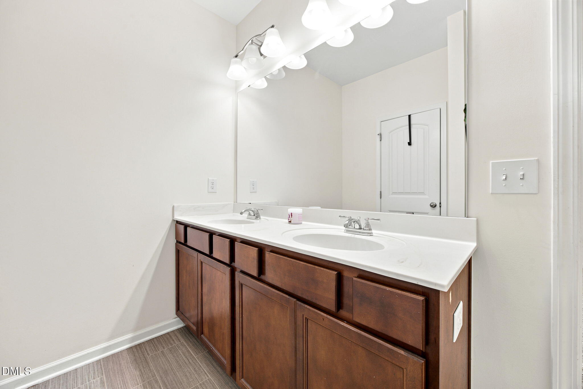 3417 Cross Timber Lane Raleigh, NC 27603 - Photo 18 of 40 32-web-or-mls-IMG_7768_edit