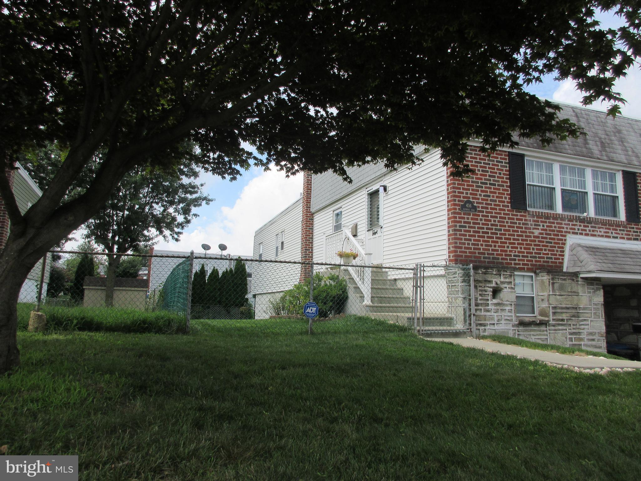 406 Densmore Road Philadelphia, PA 19116 - Photo 3 of 5 Gallery Image 3