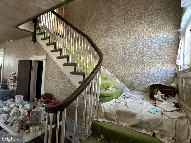 $70,000 | 245 North Somerset Avenue, Crisfield, MD 21817