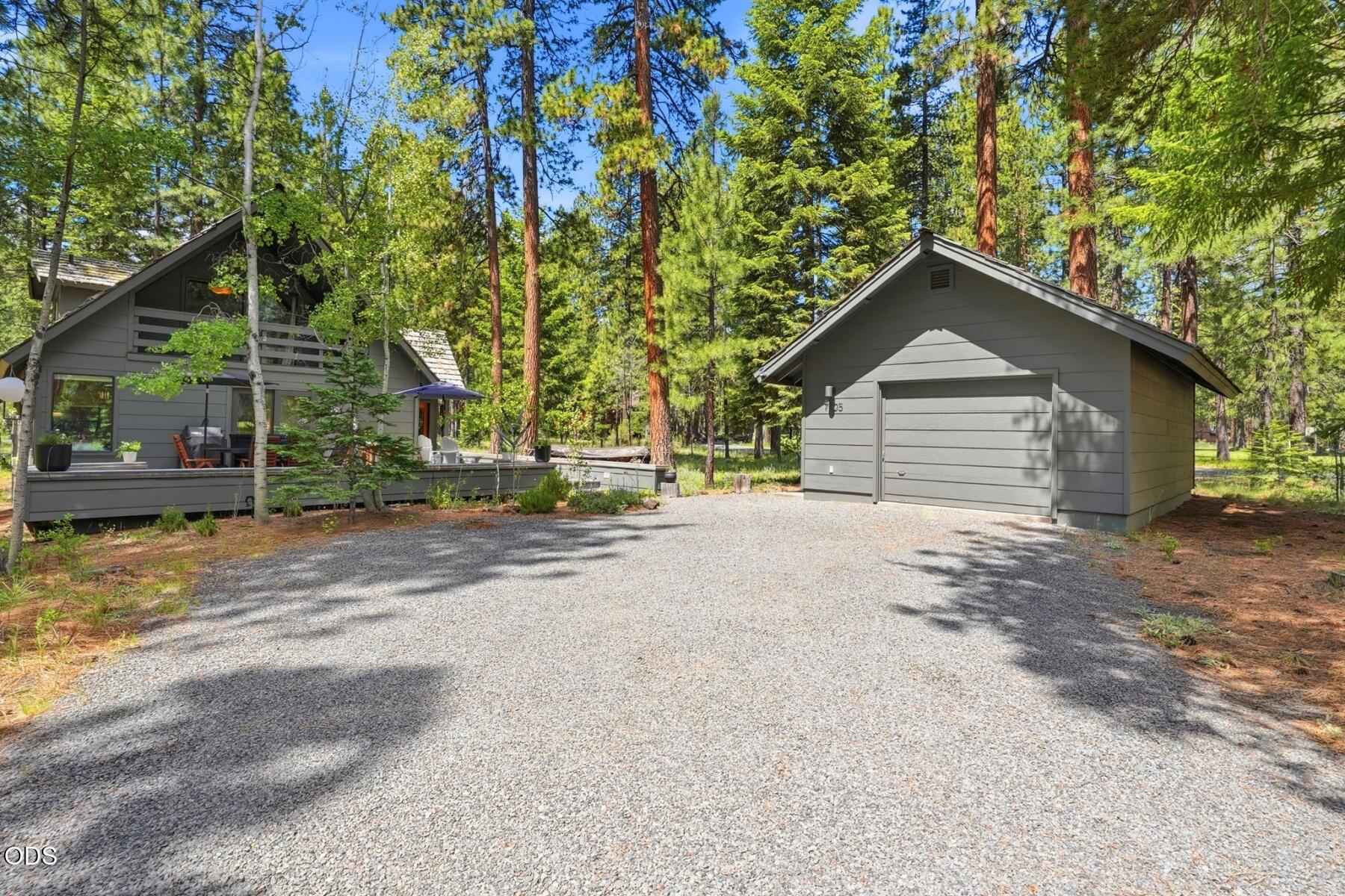 71105 Meadow Grass Circle, Unit GH18 Black Butte Ranch, OR 97759 - Photo 12 of 86