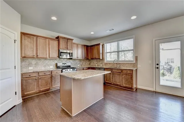 $2,500 | 4810 Haysboro Way, Cumming, GA 30040