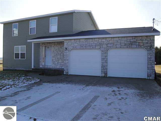 4540 East Millbrook Road Mount Pleasant, MI 48858 - Photo 2 of 25 1771983-1.JPG
