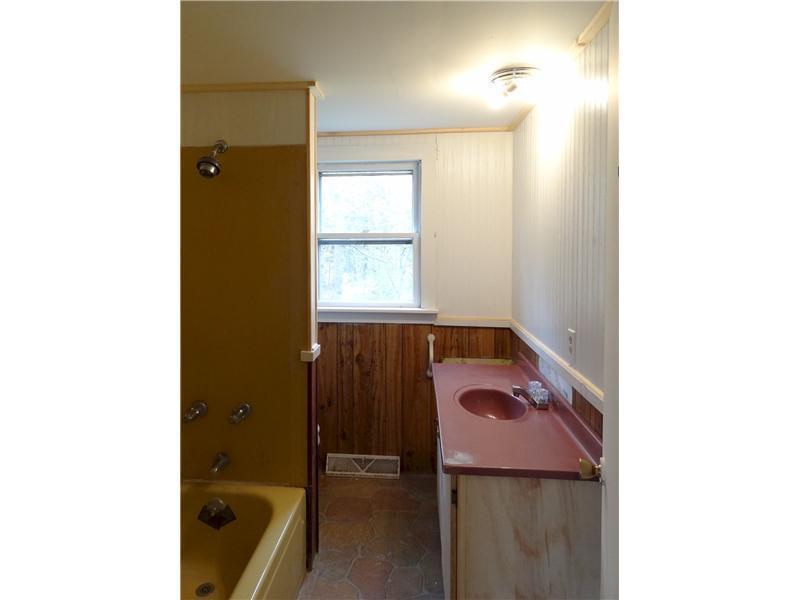 9 Spencer Road Brownville, ME 04414 - Photo 8 of 16 Bathroom.