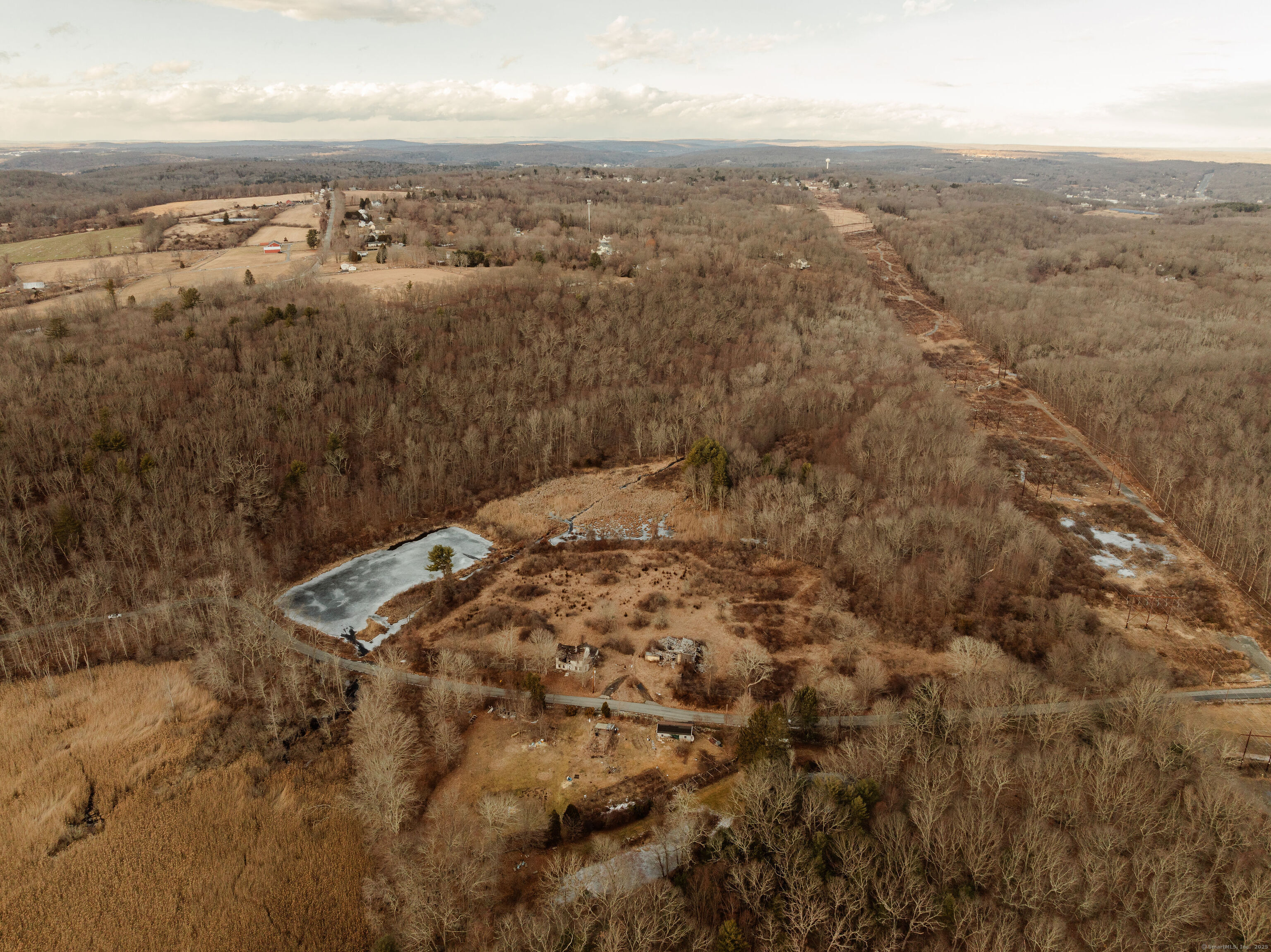 215 Wawecus Hill Road Norwich, CT 06360 - Photo 13 of 20