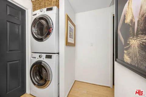 $1,379,000 | Undisclosed Address, Los Angeles, CA 90049