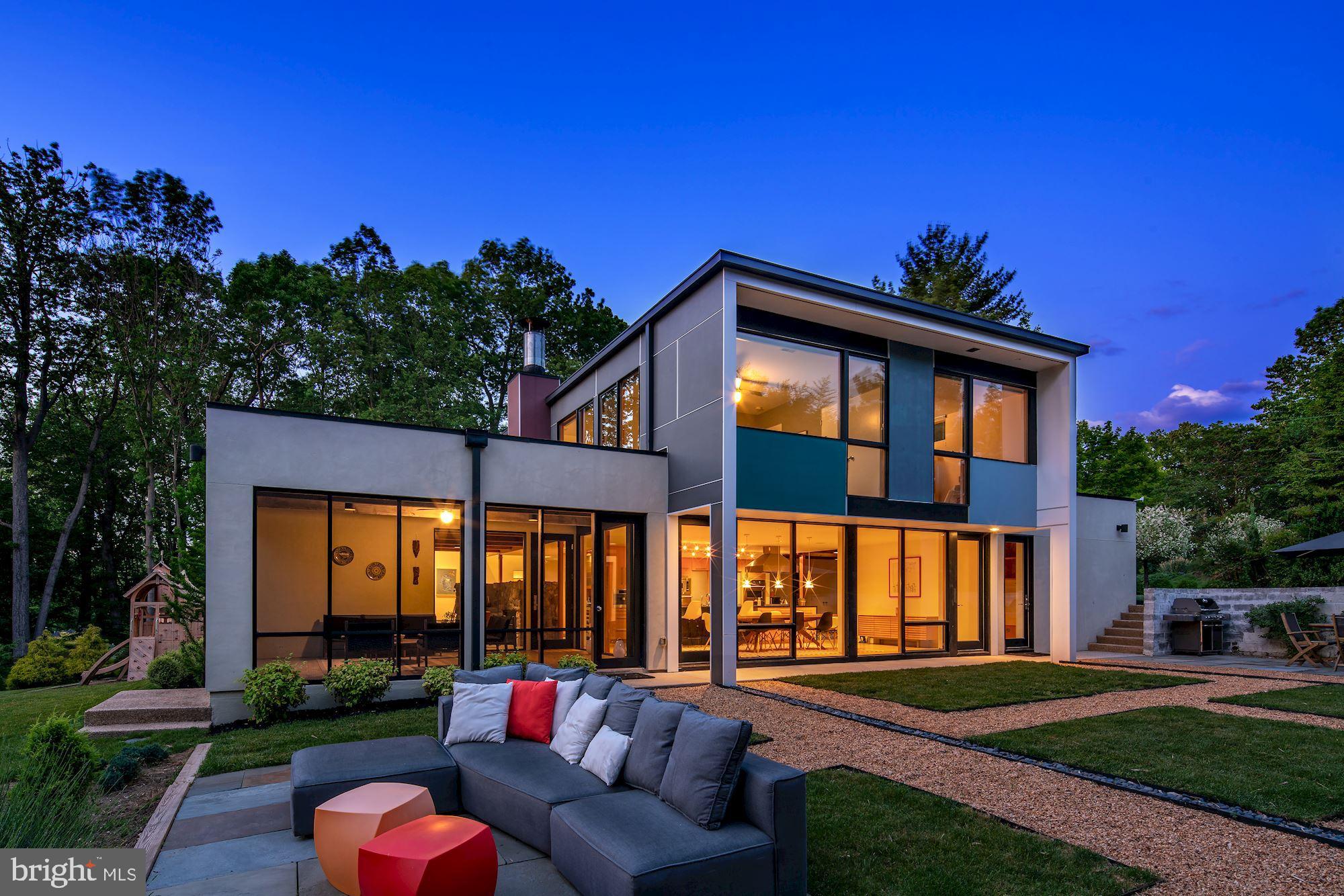 6756 Brigadoon Drive Bethesda, MD 20817 - Photo 2 of 88