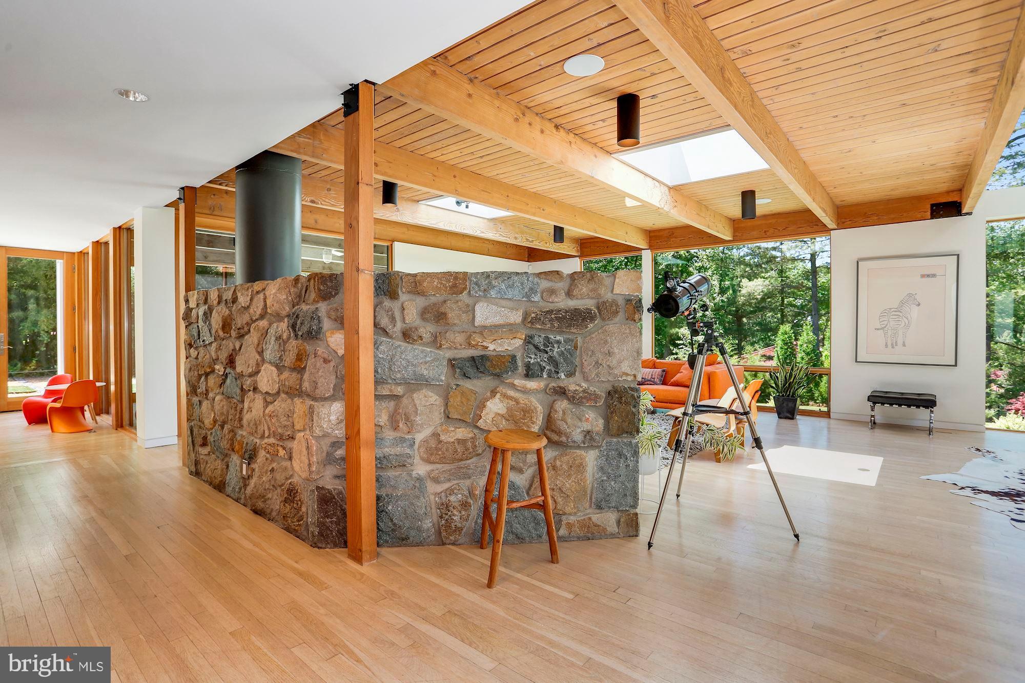 6756 Brigadoon Drive Bethesda, MD 20817 - Photo 14 of 88