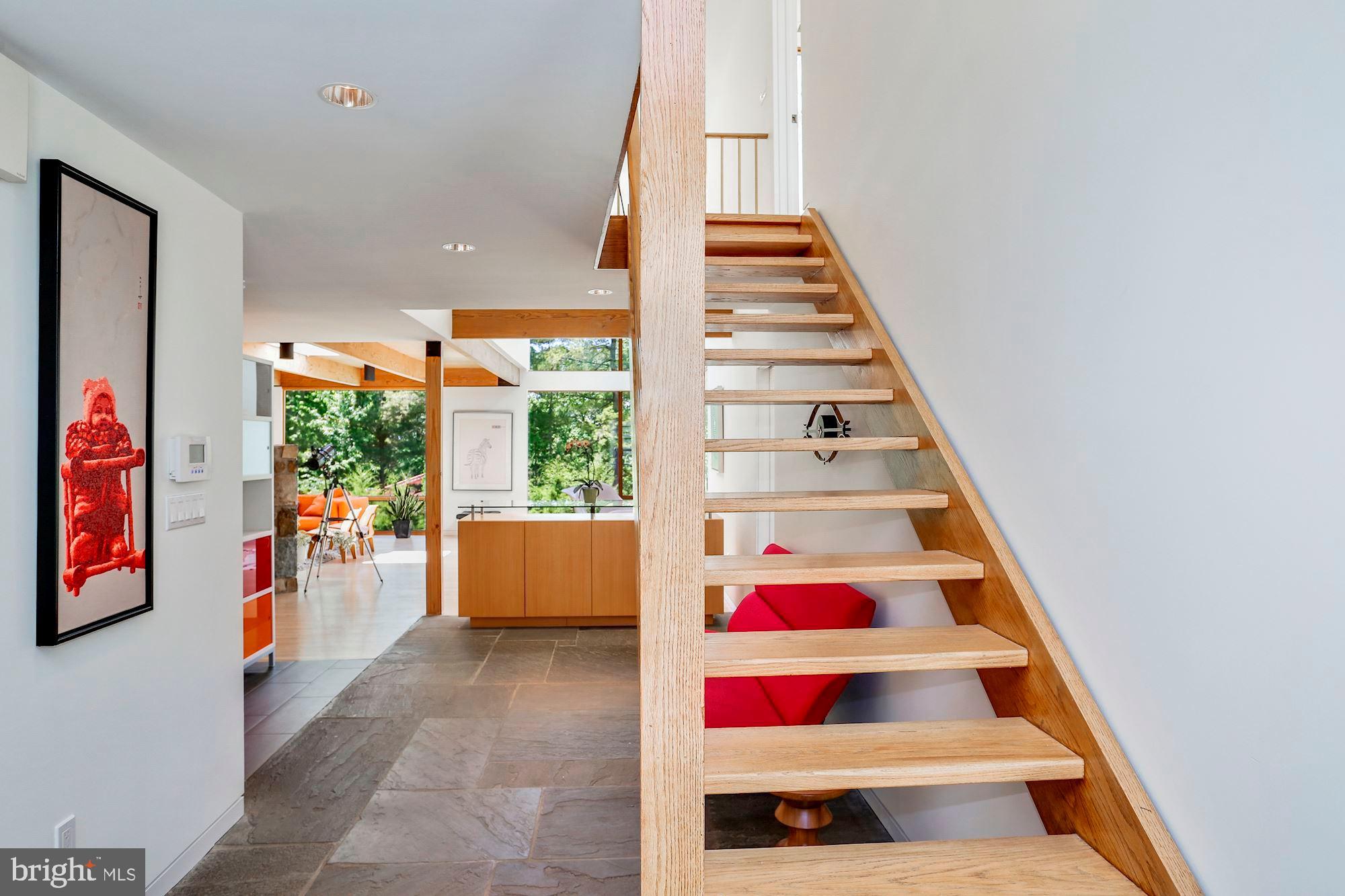 6756 Brigadoon Drive Bethesda, MD 20817 - Photo 6 of 88