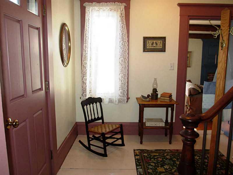 82-84 Scituate Road York, ME 03909 - Photo 17 of 35 Foyer.