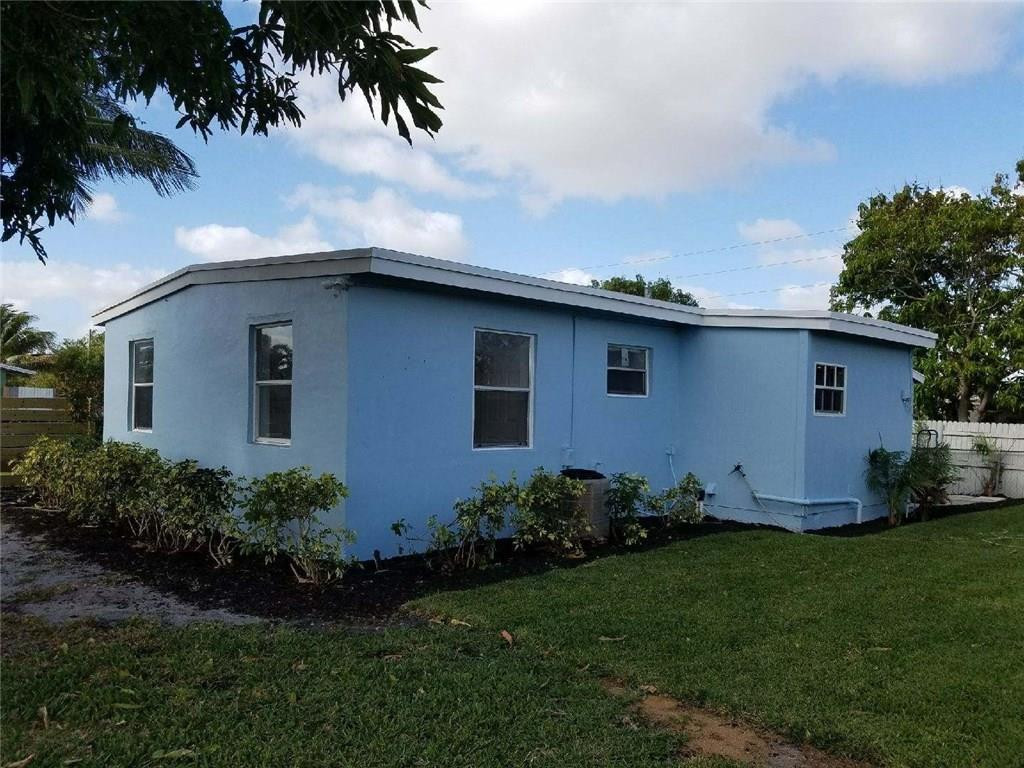 35 Mentone Road Lantana, FL 33462 - Photo 19 of 27 Photo 19
