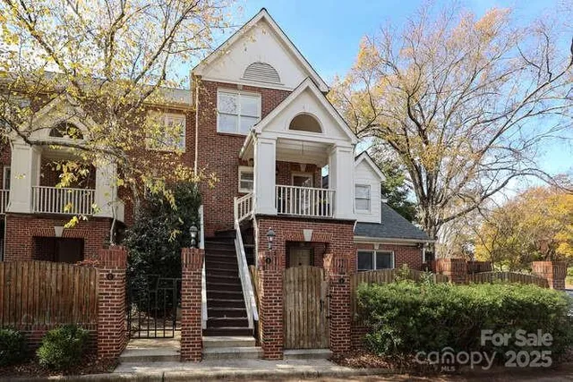 $450,000 | 225 South Chase Street, Unit B, Charlotte, NC 28207
