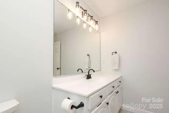 $450,000 | 225 South Chase Street, Unit B, Charlotte, NC 28207