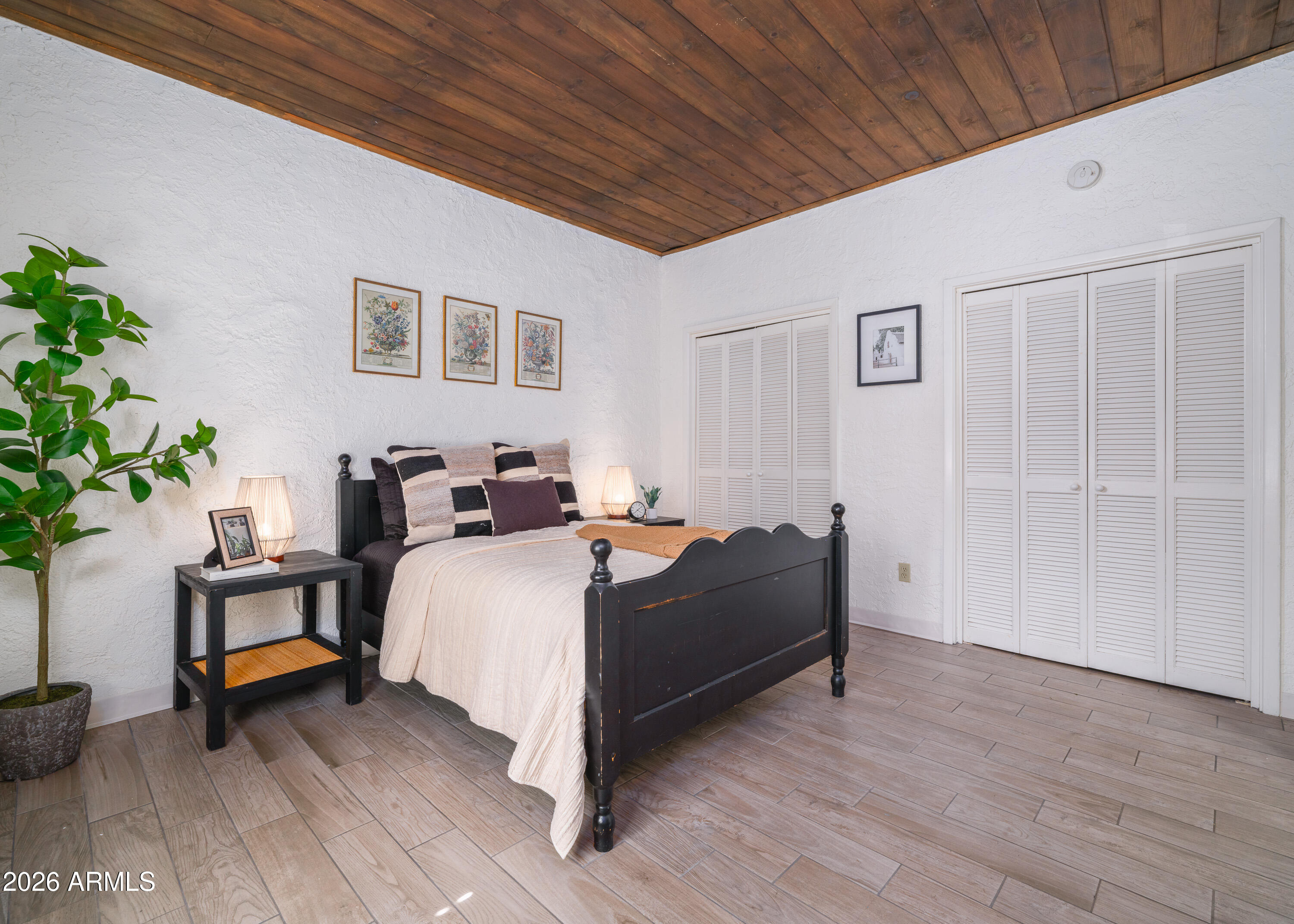 4540 North 44th Street, Unit 20 Phoenix, AZ 85018 - Photo 12 of 17 Laundry inside the closet