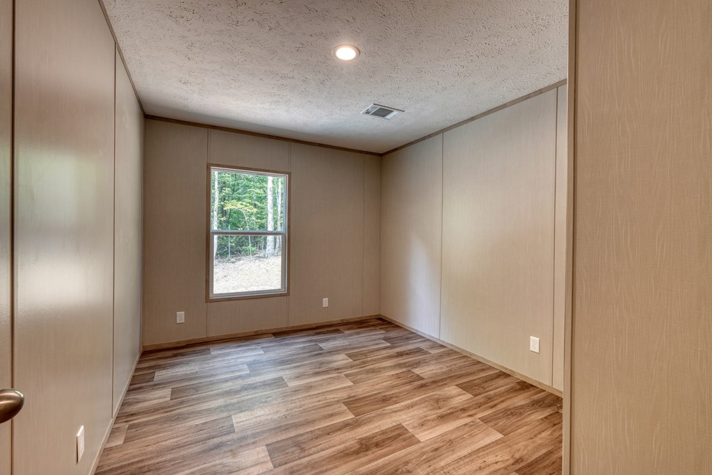 180 Laurel Ridge Road Blairsville, GA 30512 - Photo 19 of 34 Gallery Image 19