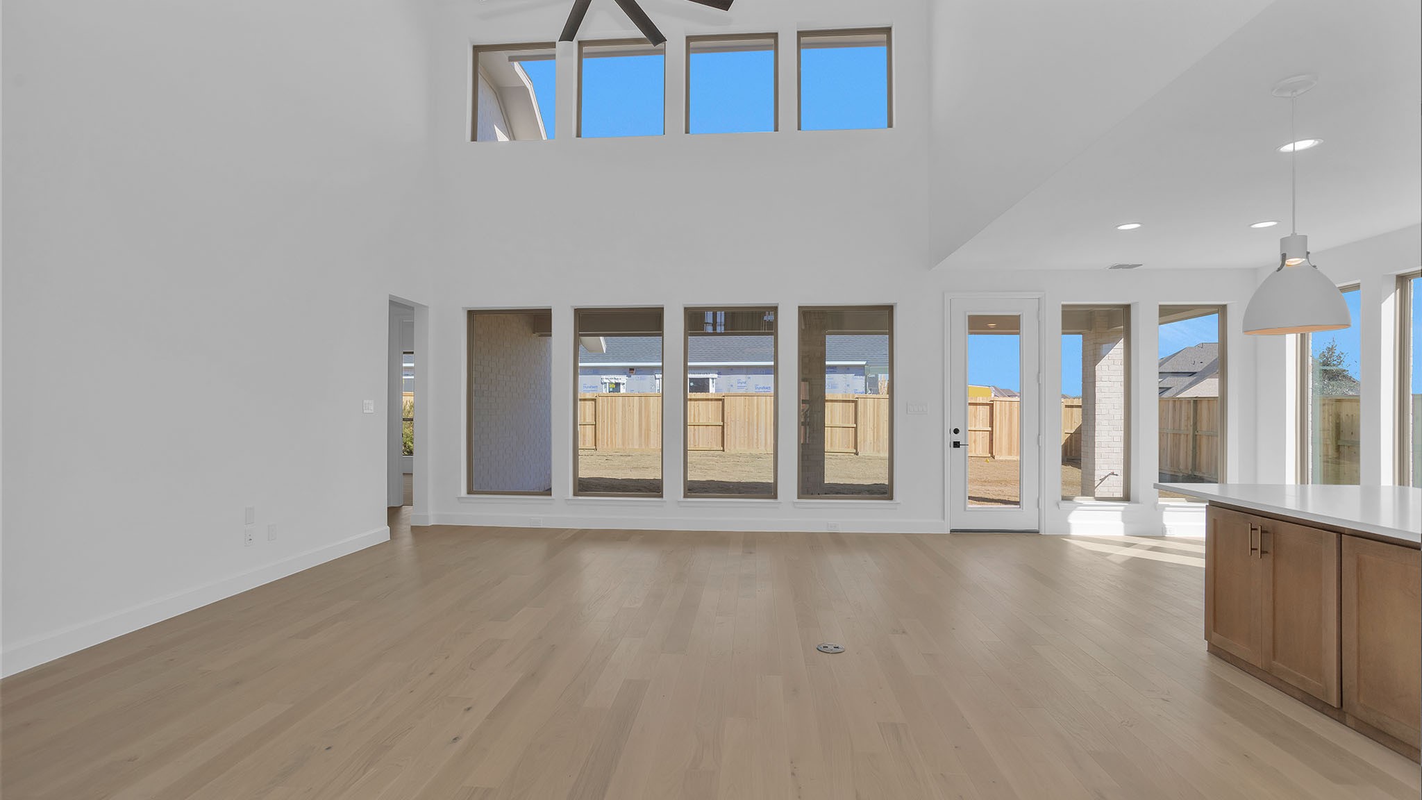 31602 Rosemary Road Fulshear, TX 77423 - Photo 3 of 29