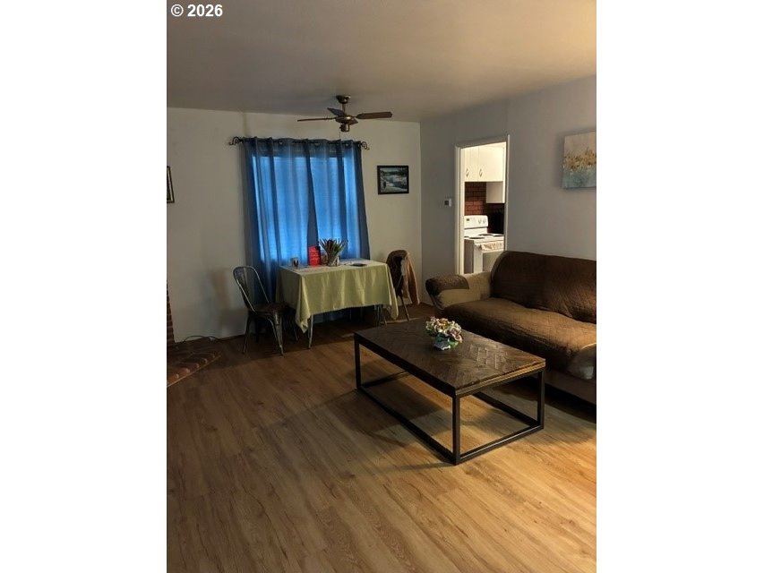 722 Southwest 28th Drive Pendleton, OR 97801 - Photo 3 of 23