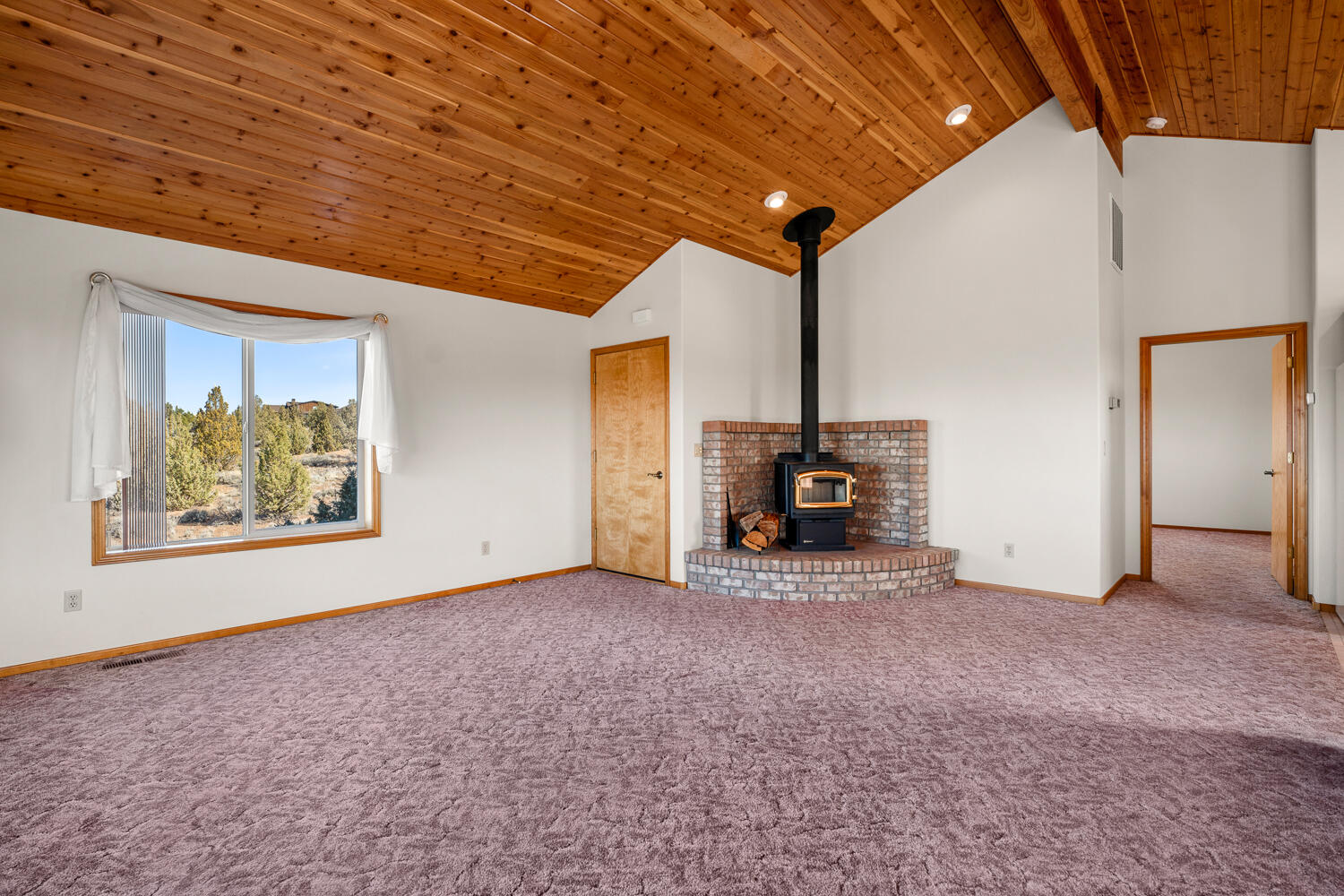 13650 South Sego Lily Road Powell Butte, OR 97753 - Photo 15 of 45 15