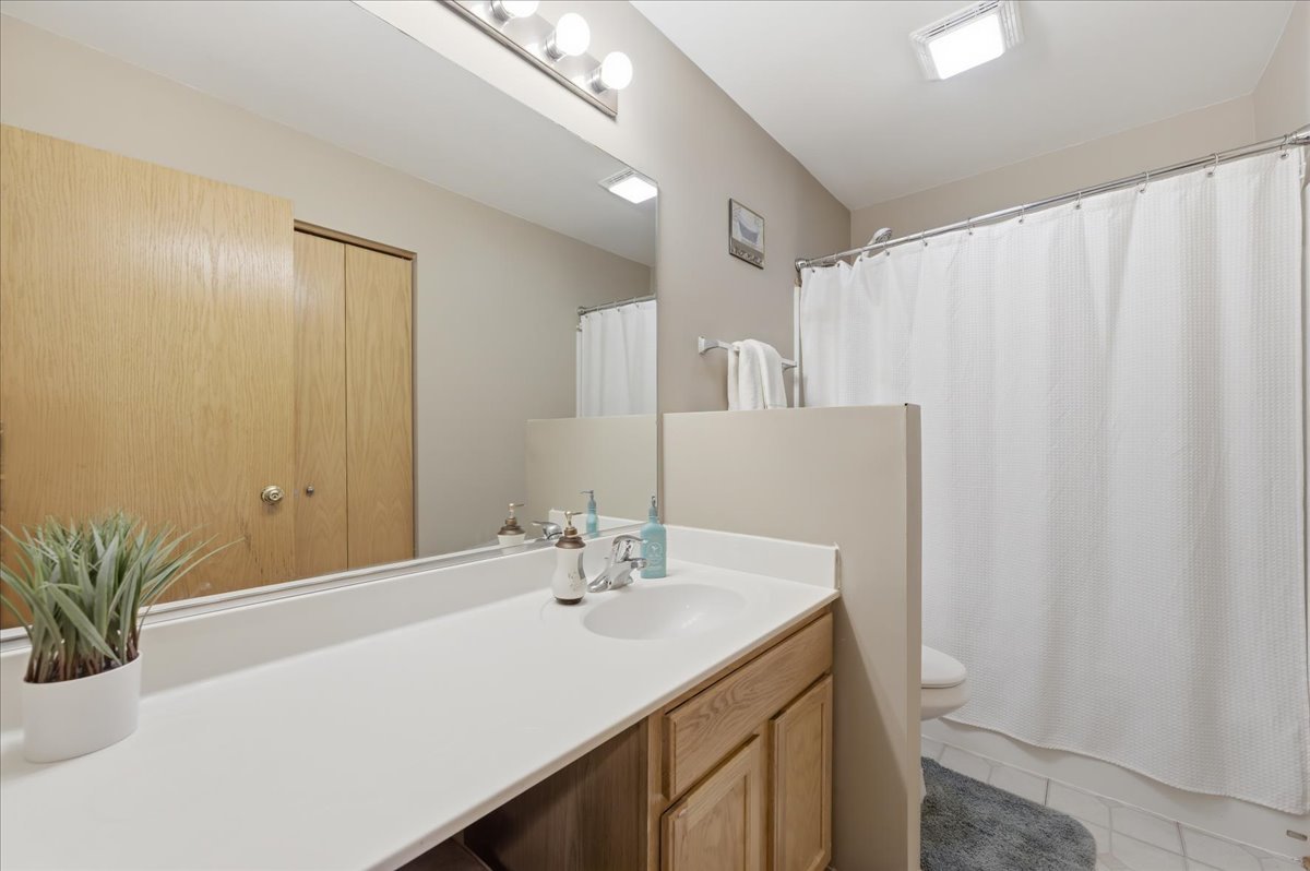 1916 Castle Ridge Drive Plainfield, IL 60586 - Photo 26 of 36 Gallery Image 26