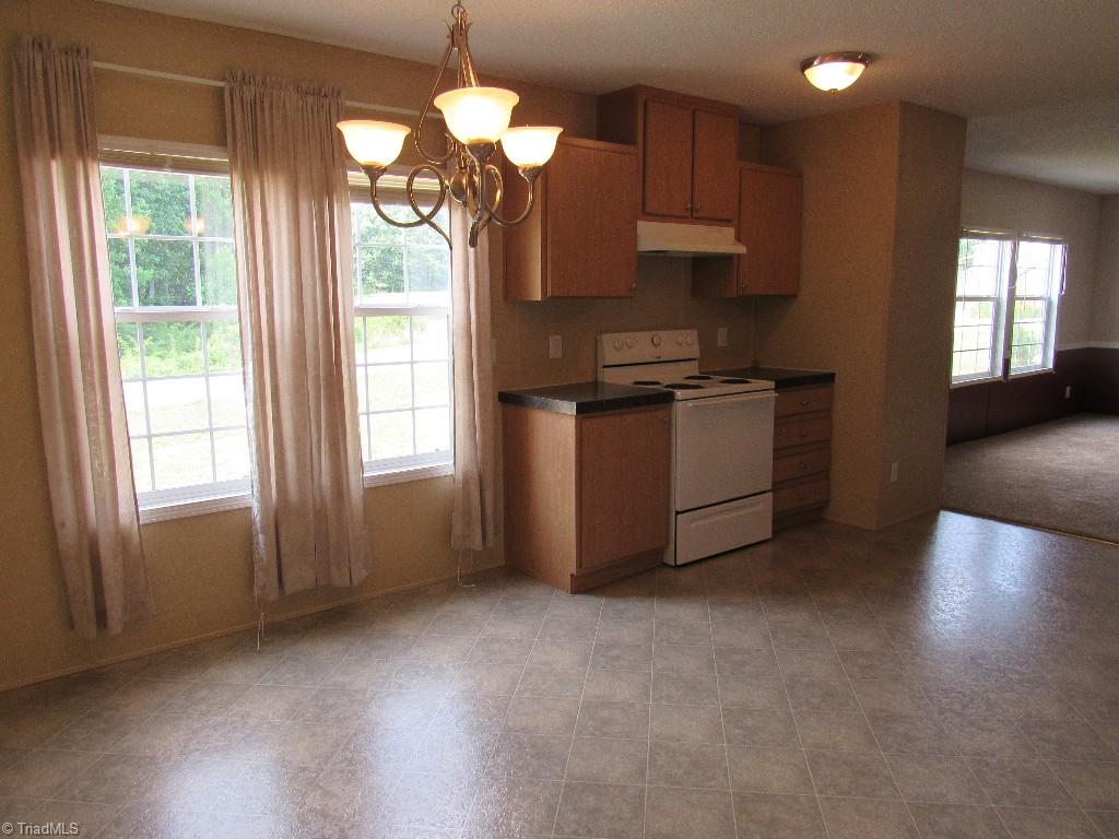 223 Clarmont Drive King, NC 27021 - Photo 3 of 26