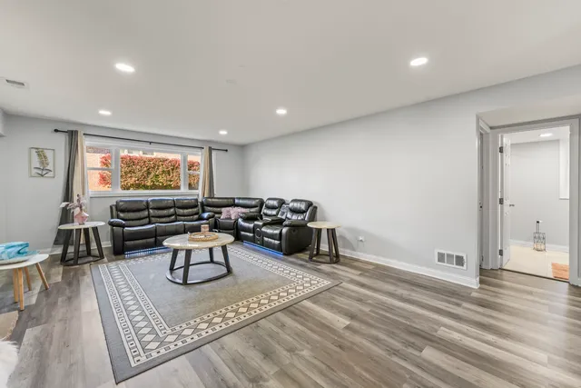 $439,900 | 9170 Wheeler Drive, Orland Park, IL 60462