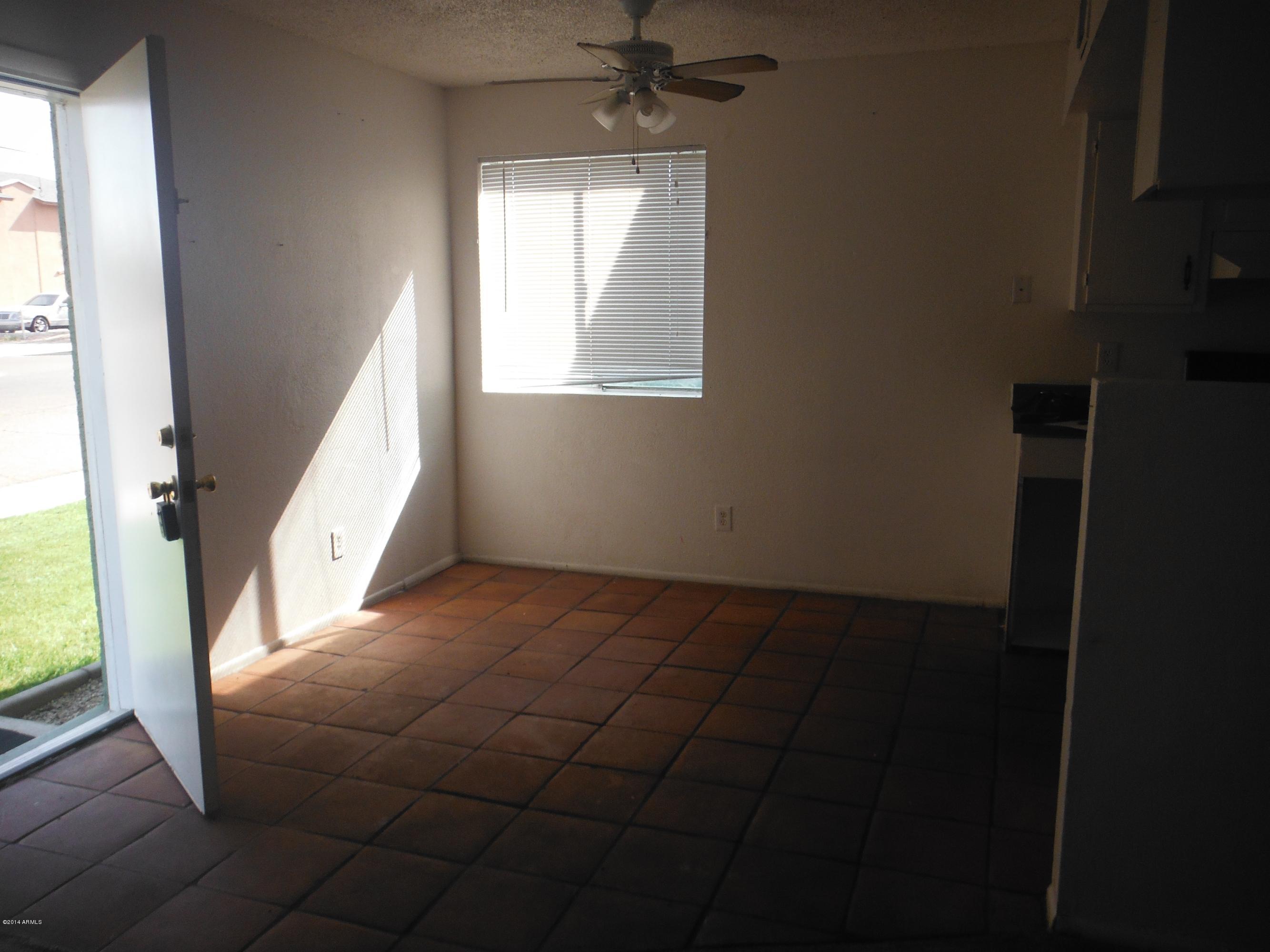 2601 West Ocotillo Road, Unit 4 Phoenix, AZ 85017 - Photo 18 of 21 DSCF0064