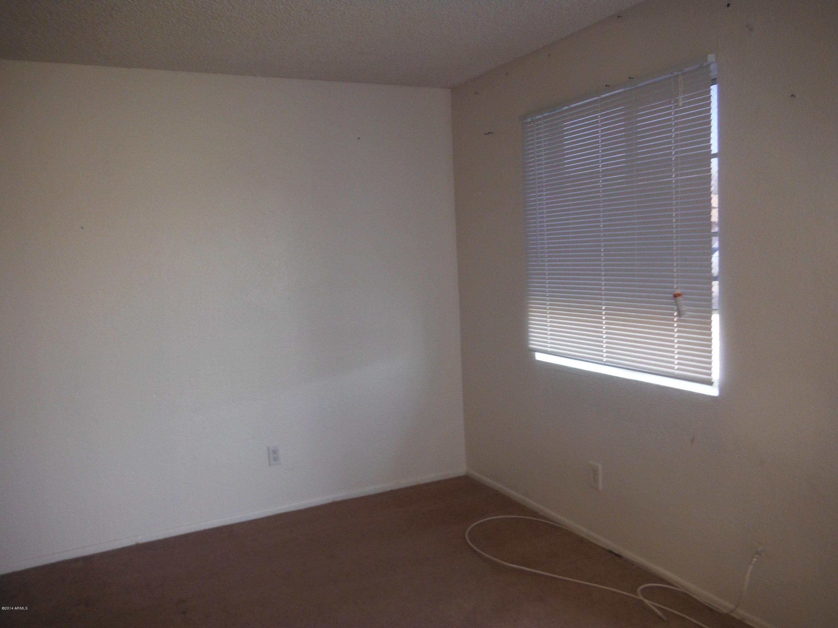 2601 West Ocotillo Road, Unit 4 Phoenix, AZ 85017 - Photo 19 of 21 DSCF0063