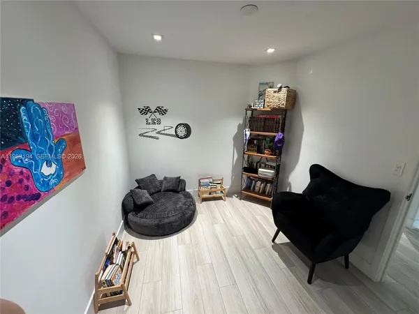 $8,000 | 4943 Southwest 33rd Way, Hollywood, FL 33312