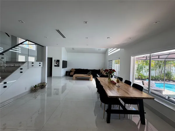 $8,000 | 4943 Southwest 33rd Way, Hollywood, FL 33312