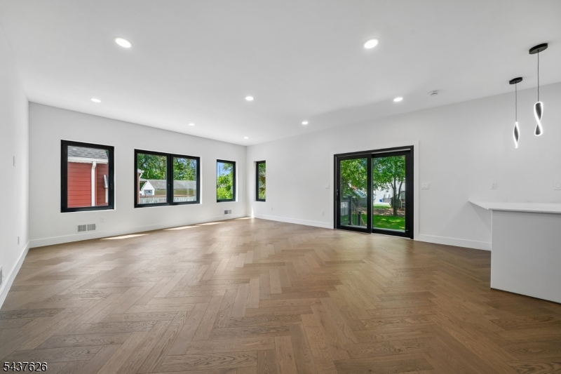 1804 Rutherford Street Rahway, NJ 07065 - Photo 8 of 36