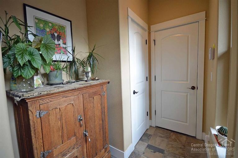 3944 Southwest Timber Avenue Redmond, OR 97756 - Photo 13 of 25 Additional Photo
