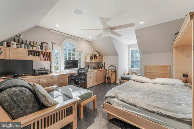 $2,499,900 | 615 Kentland Drive, Great Falls, VA 22066