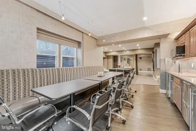 $2,499,900 | 615 Kentland Drive, Great Falls, VA 22066