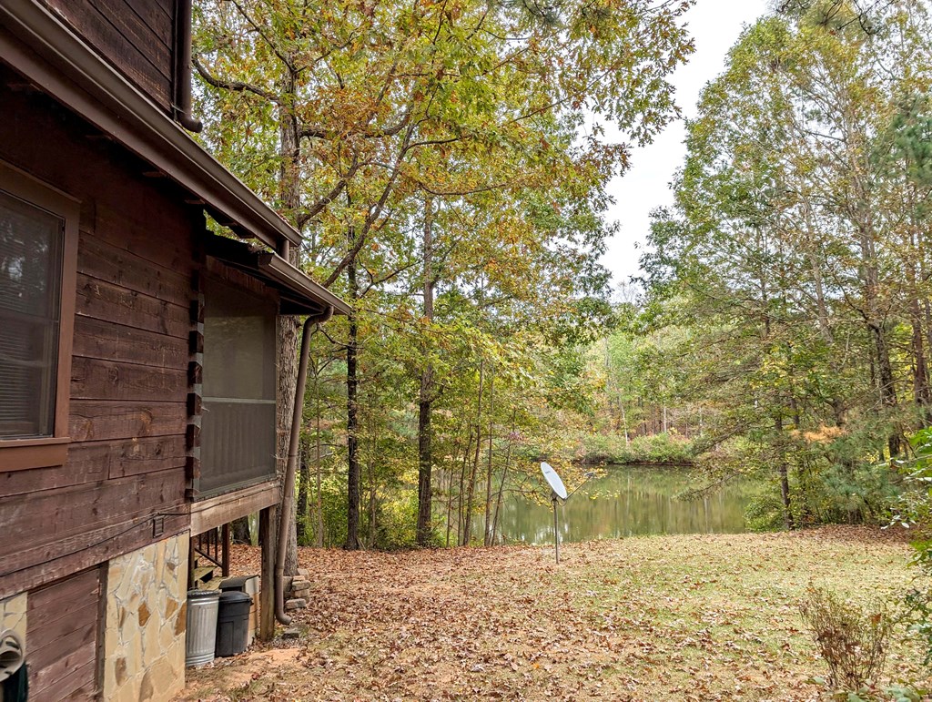 1028 Cold Springs Road Pine Mountain, GA 31822 - Photo 24 of 30 RIGHT SIDE OF HOUSE