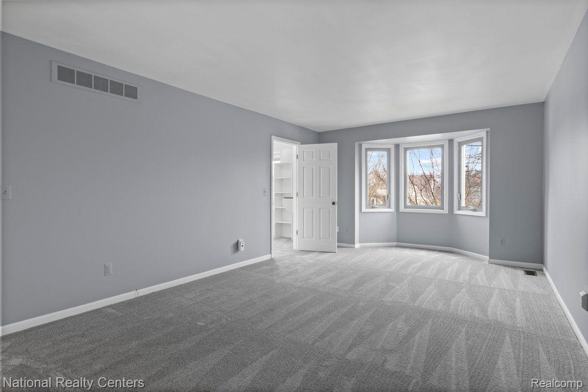 44489 Stone Road Novi, MI 48375 - Photo 14 of 19 Gallery Image 14