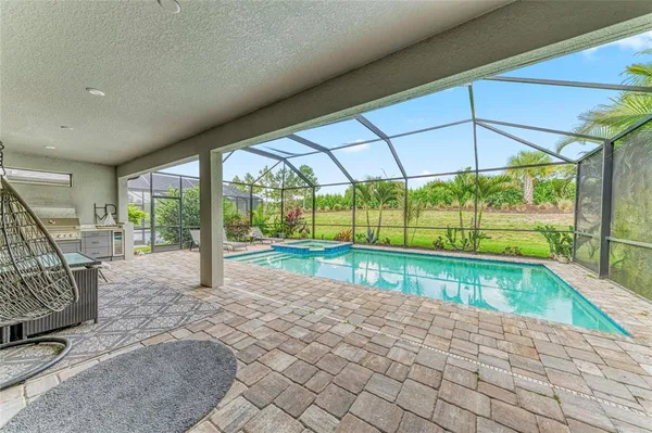 $999,995 | 16528 Paynes Ml Drive, Bradenton, FL 34211